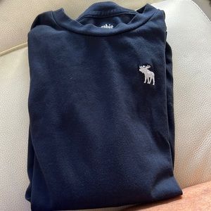Abercrombie kids classic long-sleeve icon tee size 11/12 black barely used